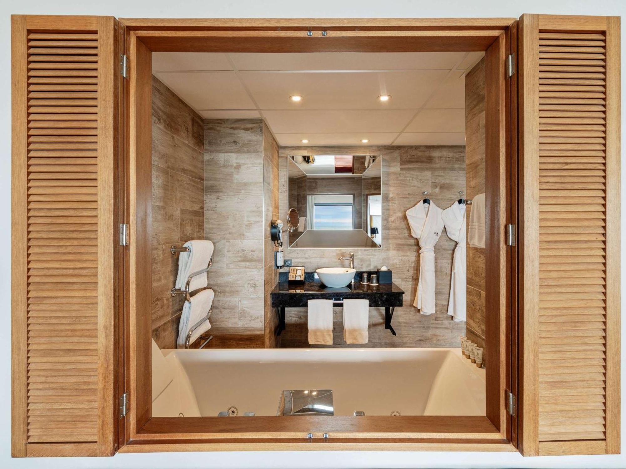 Cote Ouest Thalasso & Spa Les Sables D'Olonne - Mgallery Collection Les Sables-dʼOlonne Exterior foto