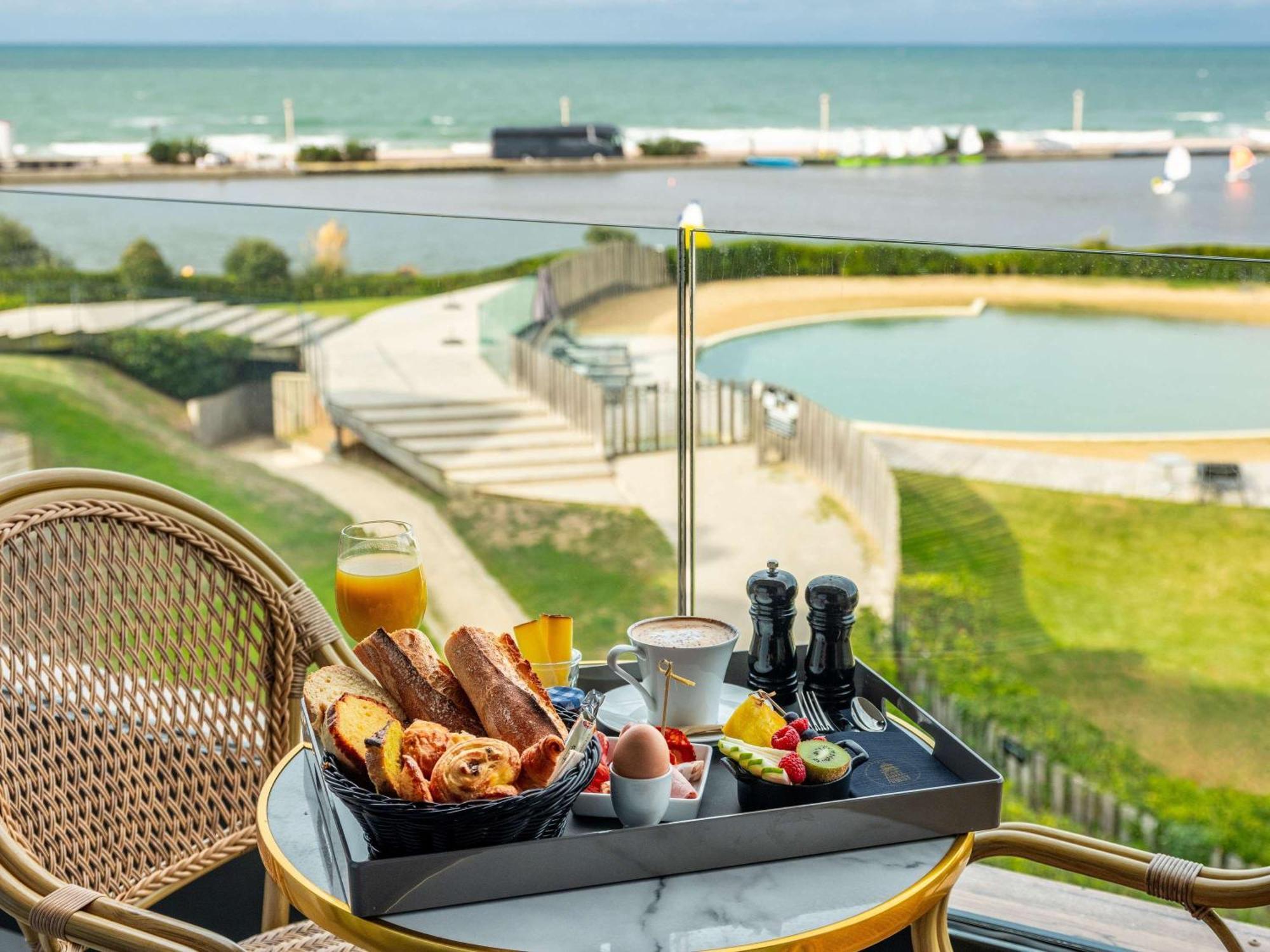 Cote Ouest Thalasso & Spa Les Sables D'Olonne - Mgallery Collection Les Sables-dʼOlonne Exterior foto